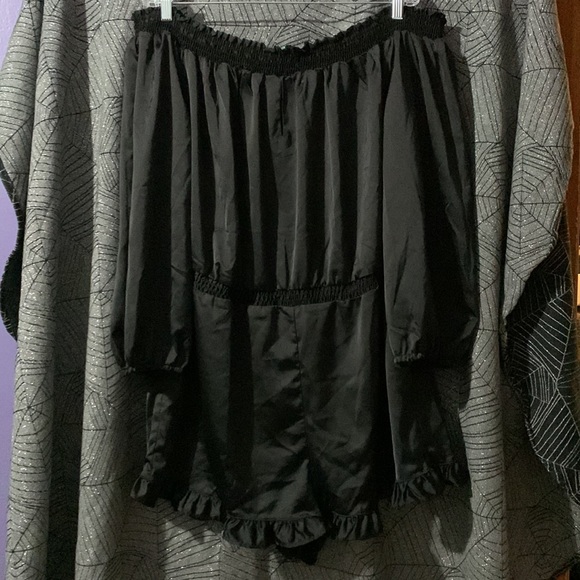 Bebe Black Ruffled Romper - Picture 3 of 4